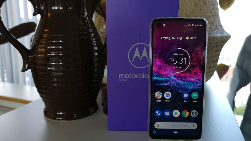 Motorola One Action von vorne