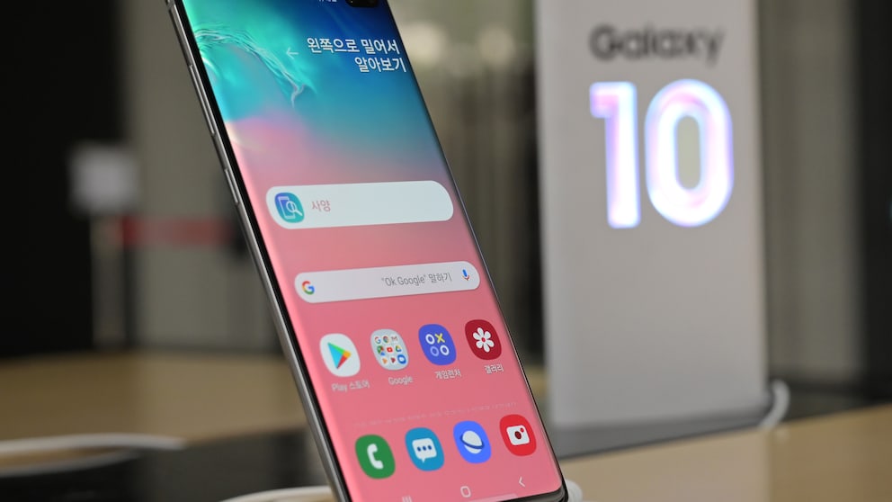 Samsung Galaxy S10 im Laden