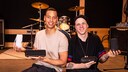 Andreas Filbig von TECHBOOK testet mit dem Audio-Experten MC Sublime tragbare Lautsprecher
