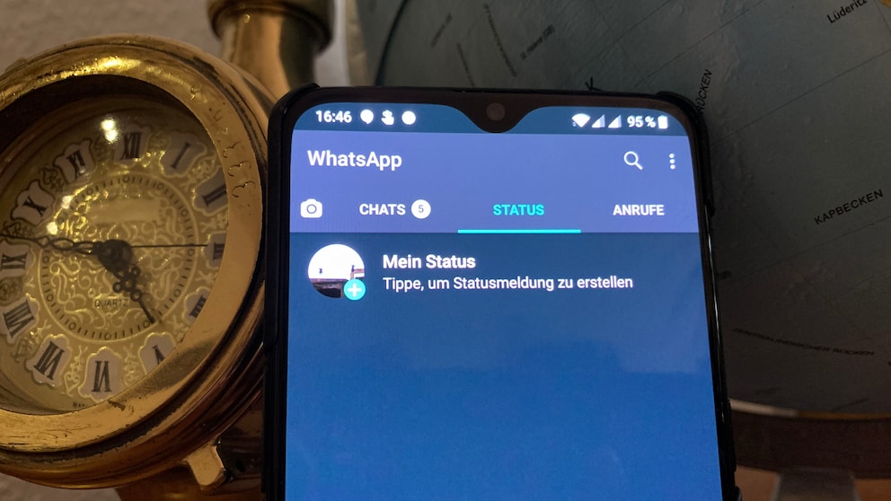 WhatsApp Dark Mode auf Android Smartphone