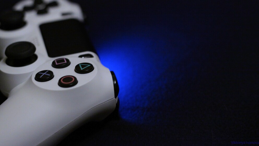 Sony PlayStation 4 Controller weiß