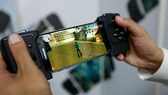 Mobile Gaming Gadgets: Smartphone Spielen mit Game Pad