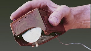 Prototyp der ersten Computermaus von 1968