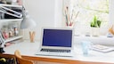 Laptop auf einem Schreibtisch