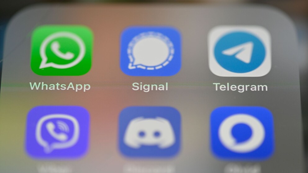 WhatsApp biometrische Anmeldung für Web-Version: WhatsApp Icon auf Handy