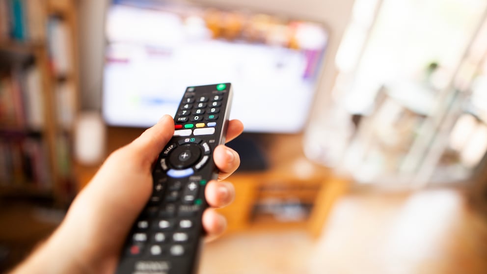 Lautstärke Fernseher ändert sich