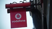 Vodafone-Banner an einem Shop