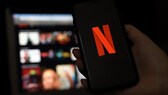 Netflix N-Plus Gerüchte: Netflix-Logo auf Smartphone