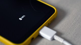 Smartphone über Nacht laden