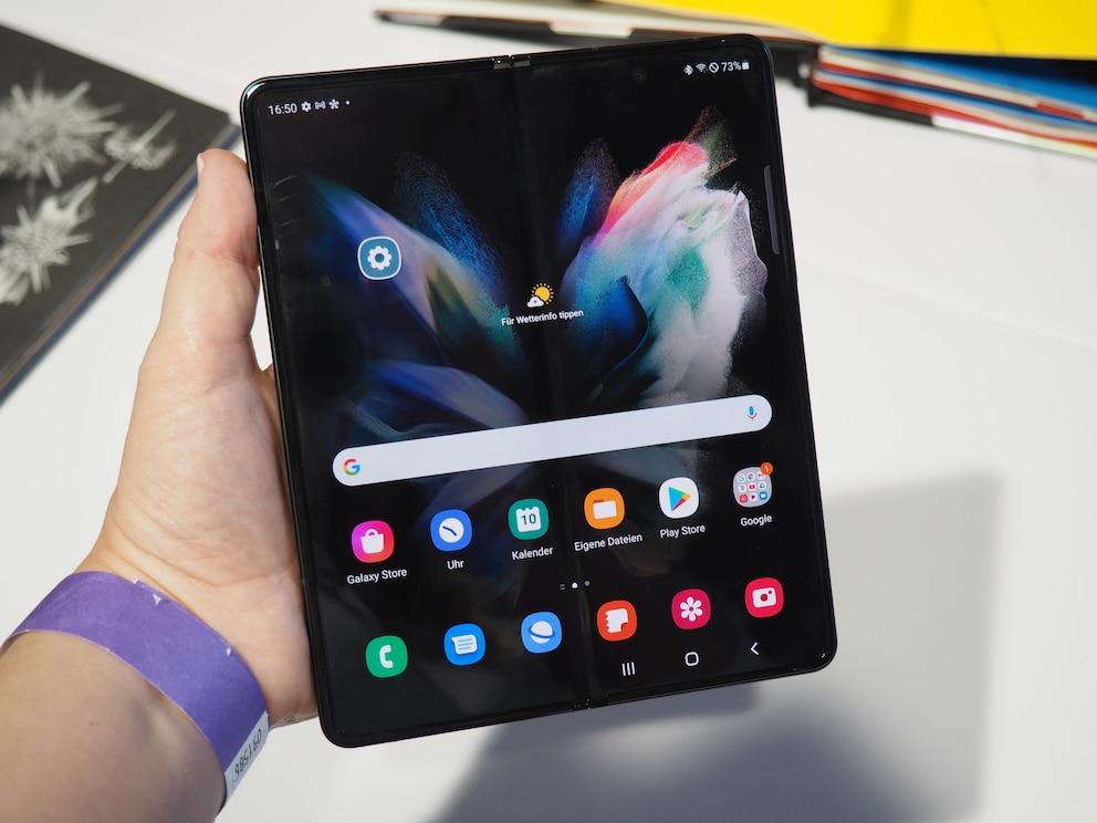 Samsung Galaxy Z Fold 3 im Tablet-Modus