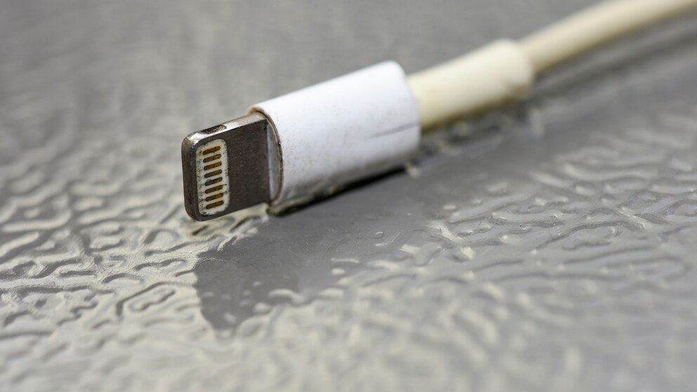 Hacking-Geräte wie das OMG Cable sehen einem Lightning-Kabel zum Verwechseln ähnlich