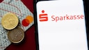 Geldabheben bei der Sparkasse