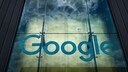 Google Standort blaues Logo des Unternehmens
