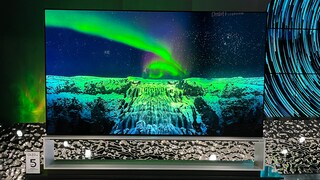 Klassische Fernseher kenn jeder, doch auf der IFA 2022 gibt es auch einige außergewöhnliche Modelle zu sehen.