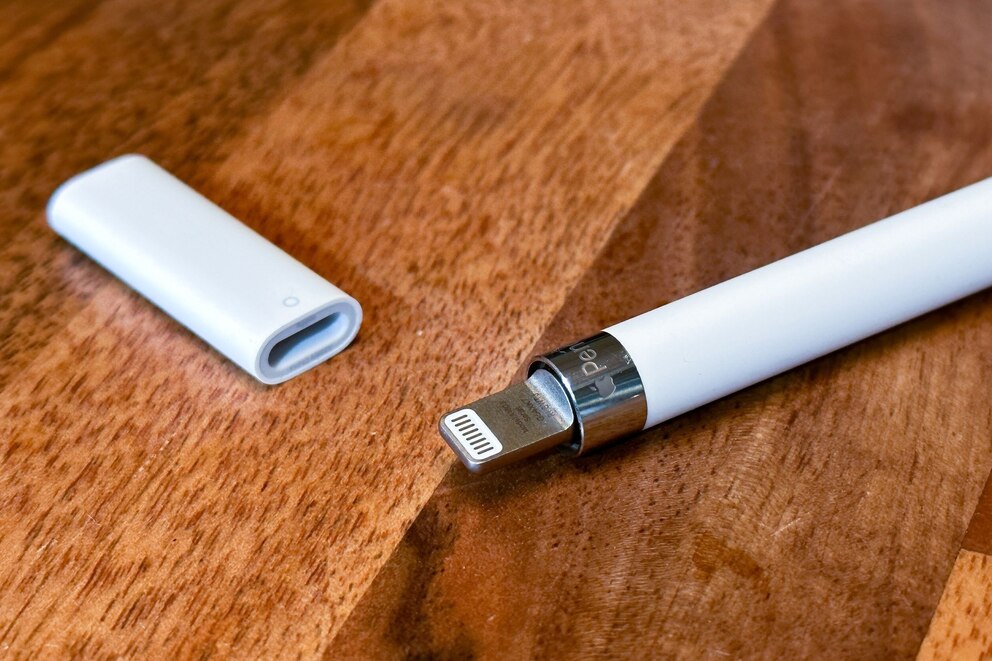 Apple Pencil mit Adapter