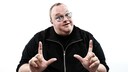 Kim Dotcom wurde vor allem durch die Gr&uuml;ndung des Unternehmens Mega bekannt.