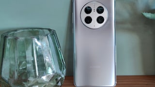 Das Highlight des Huawei Mate 50 Pro ist die Kamera mit ihrer symmetrischen Anordnung.