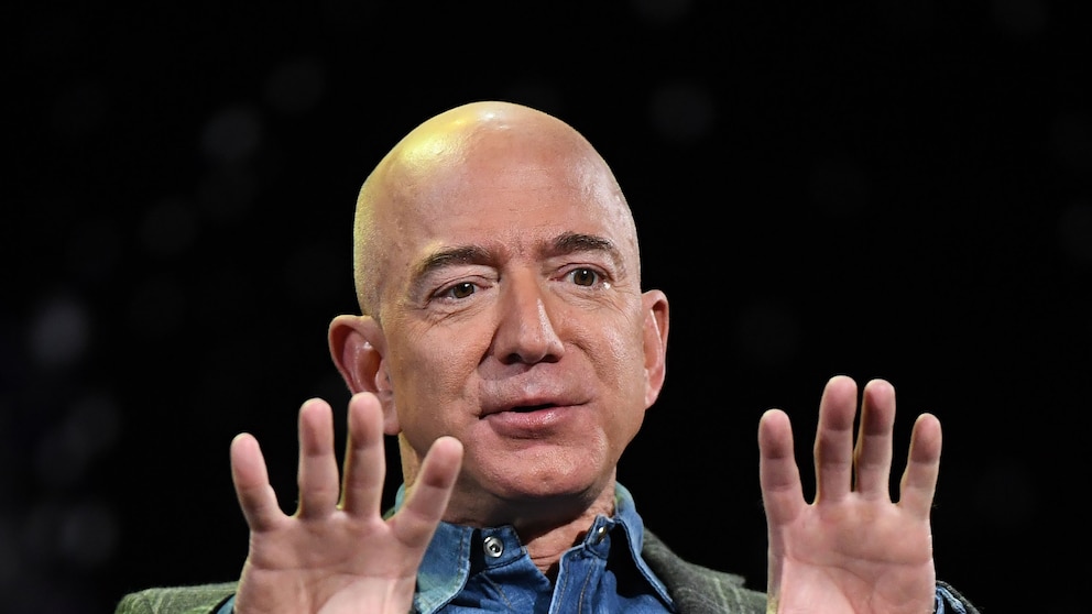 Bezos warnt vor teuren Anschaffungen in den kommenden Monaten