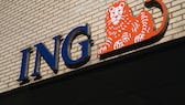 ING Logo an Hauswand: Bargeld