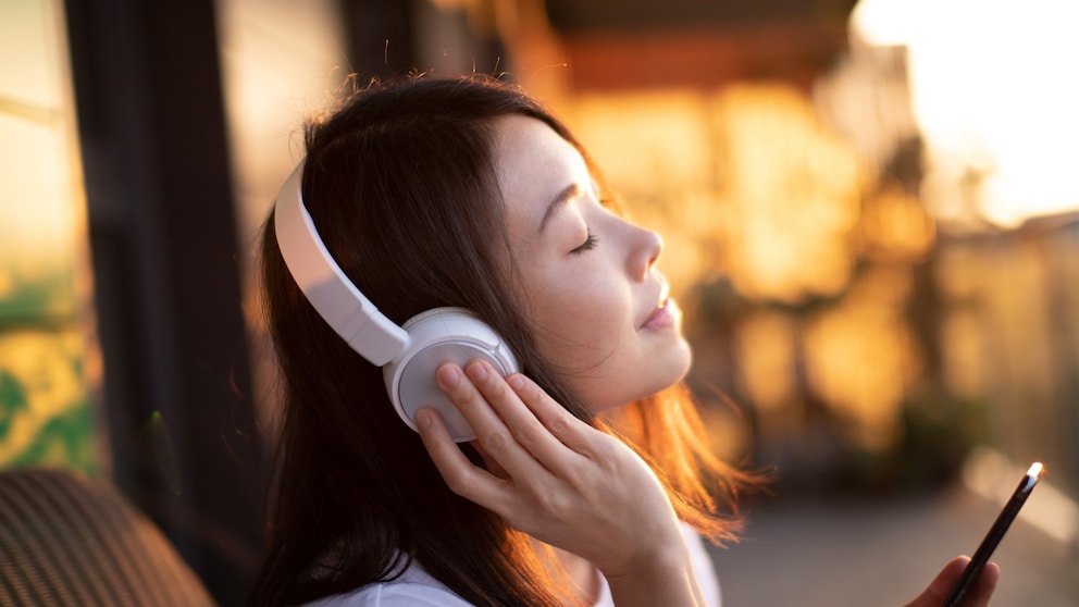 Ob Over-Ear oder Earbuds – zum Black Friday gibt es eine riesige Auswahl an günstigen Kopfhörern