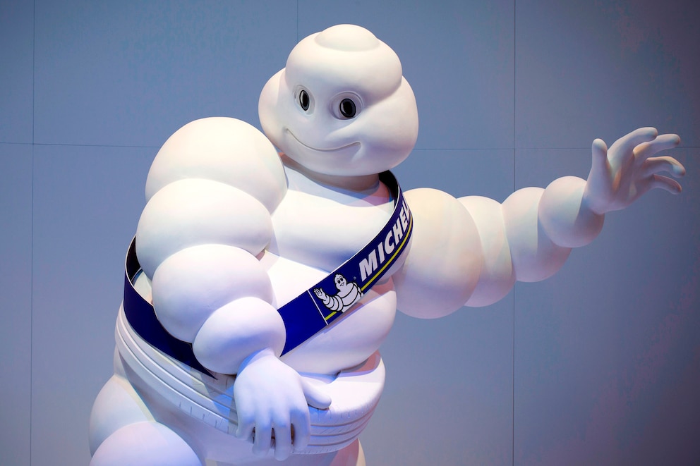 Kugelig, weiß und immer mit einem Lächeln – der Michelin-Mann.