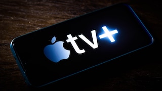 Apple TV+ Logo auf Smartphone Symbolbild Serien gratis