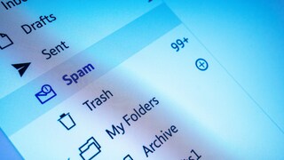 E-Mail-Postfach mit Spam-Ordner in den Spam-Mails gesammelt werden.