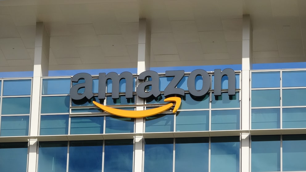 Amazon-Logo auf Zentrale
