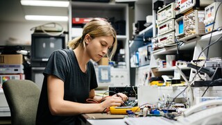 Frauen und Technik – das findet sich im Studium und im Berufsleben noch immer selten