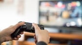 Spezielle Gaming-Fernseher eigenen sich besonders gut zum Zocken mit Gaming-PC oder Konsole