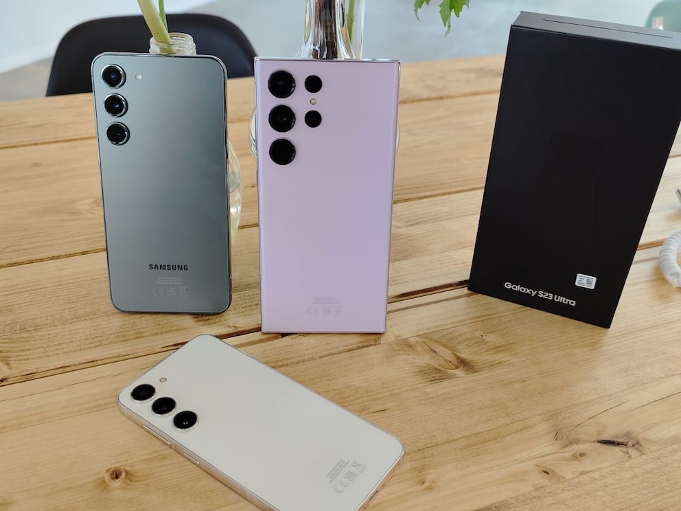 Colors of the Galaxy S23