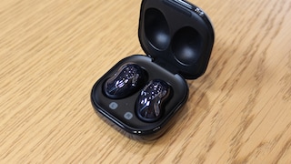 Die Samsung Galaxy Buds Live in schwarz.