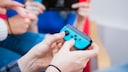 Die Joy-Cons der Switch weisen häufig einen Defekt auf, der die analogen Sticks „driften“ lässt