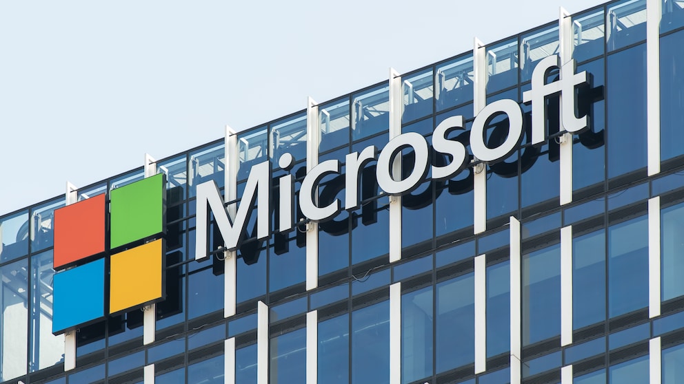 Microsoft-Logo an Unternehmenszentrale