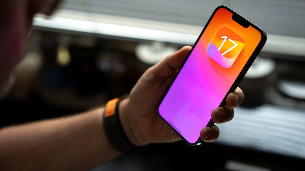 iOS ist offiziell. TECHBOOK verrät die besten neuen Funktionen und wer das Update bekommt.