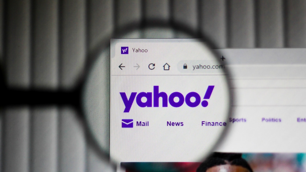 Yahoo-Schriftzug und Logo in Browser