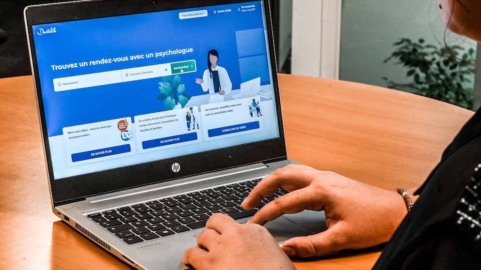Auf Doctolib lassen sich Termine bei verschiedenen Ärzten buchen. Doch wie sieht es mit dem Datenschutz aus?