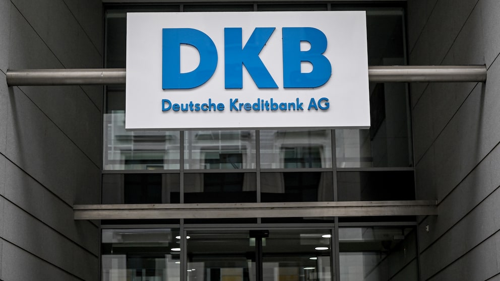 Die DKB hat die Fotoüberweisung in der App per Update erweitert