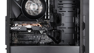 Gamer bekommen mit den neuen AMD-Grafikkarten Radeon RX 7700 XT und RX 7800 XT mehr Auswahl in der Mittelklasse