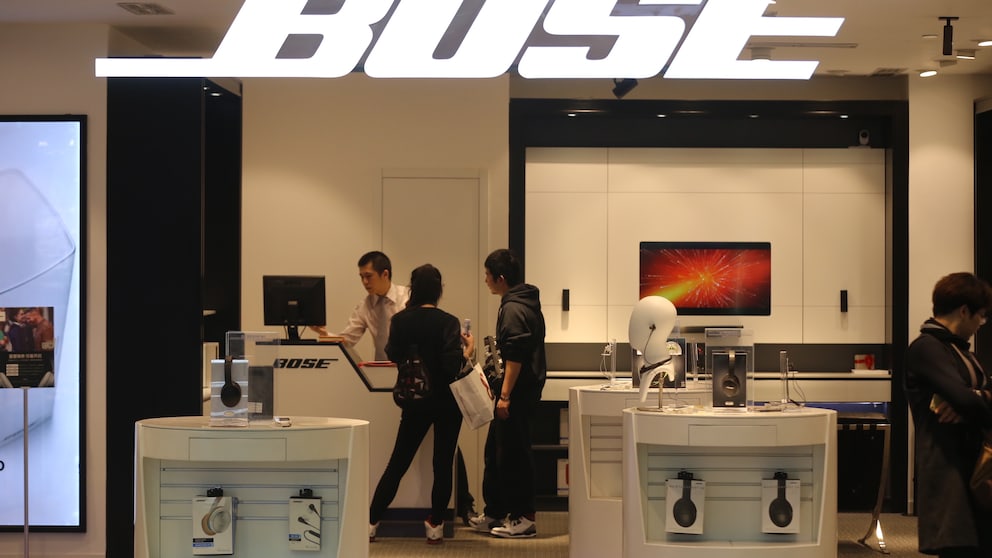 Symbolbild: Die offene Ladenfront eines Bose-Stores in Shanghai.