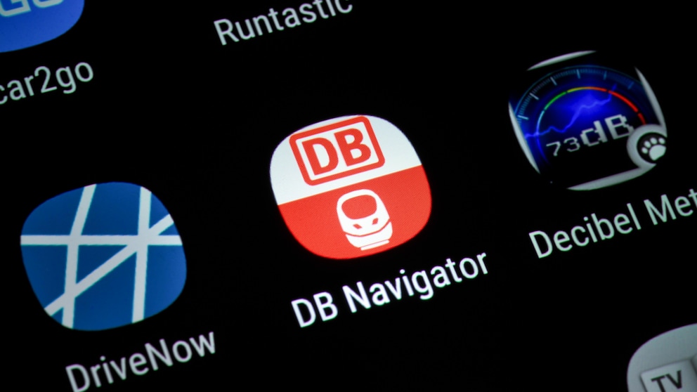 DB Navigator-App auf einem Smartphone