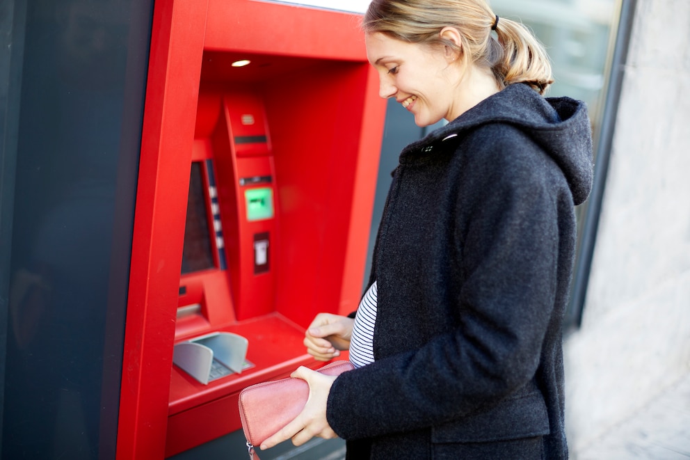 So Viel Geld Kann Man Maximal Am Geldautomaten Abheben - TECHBOOK