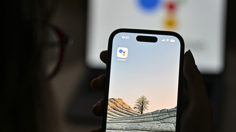 Google Assistant war lange Zeit ein Vorzeigeprojekt und stand symbolisch für die Zukunft des Unternehmens – jetzt verliert der Sprachassistent erstmals Funktionen
