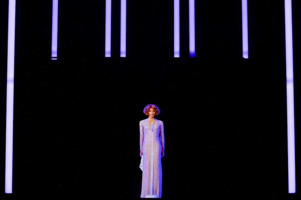 Whitney Houston als Hologramm