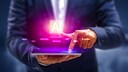 AI Logo mit Laptop
