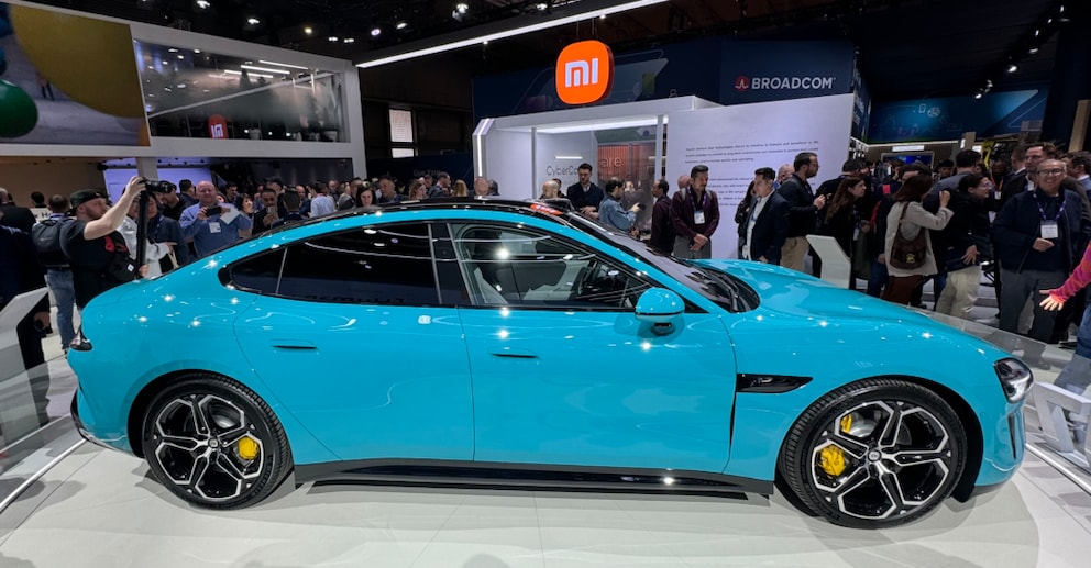 Not only the size but also the design of the Xiaomi SU7 strongly resemble the Porsche Taycan