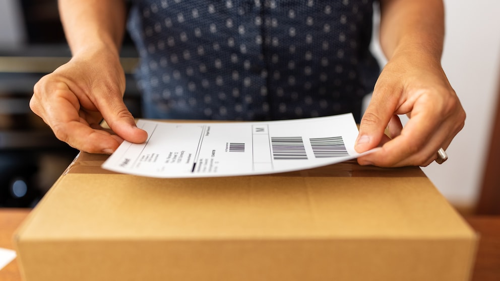 Wer ein Paket versenden wollte, musste bislang ein Label aufkleben