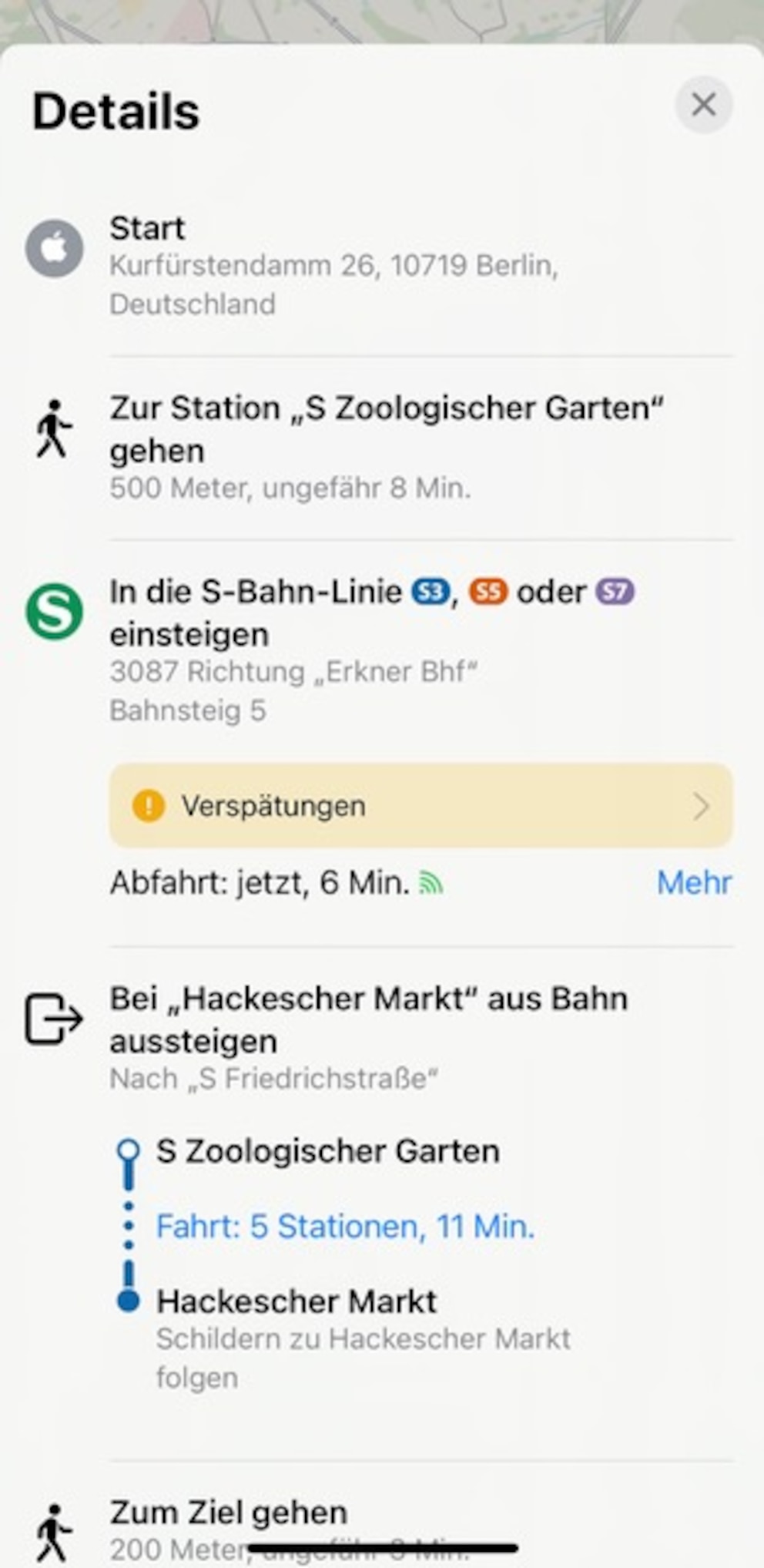 Screenshot von Apple Maps mit Echtzeitdaten für den Berliner ÖPNV.
