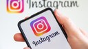 Symbolbild: Instagram-Logo auf Smartphone