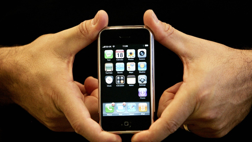 Als das iPhone Ende Juni 2007 an den Start ging, wurden Apple-Aktien noch für 3,25 Euro gehandelt
